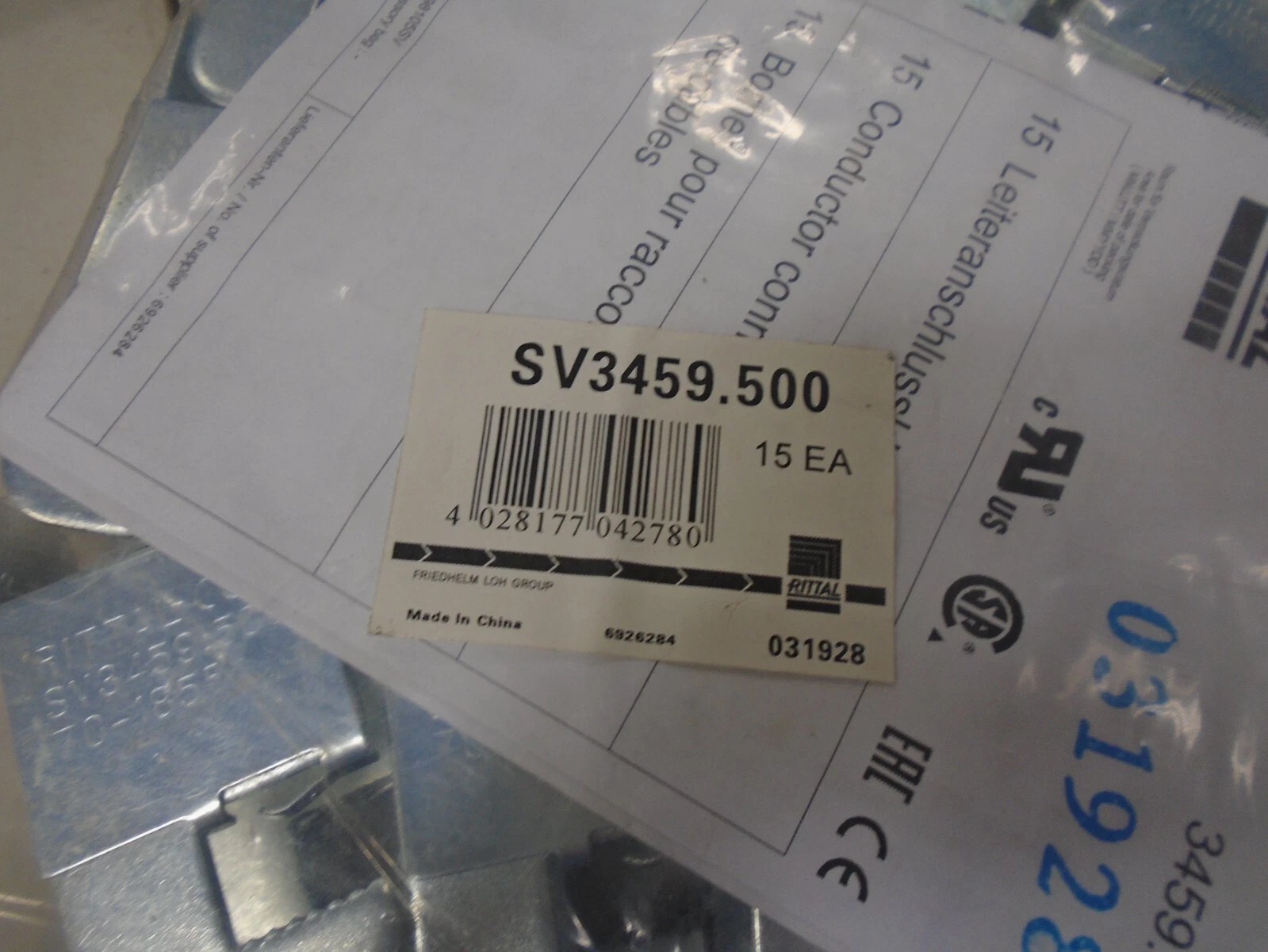 Rittal SV3459.500 Heavy Duty Busbar Terminal Block 70-185mm² Copper Bar Clamp 185A New Original 1-year Warranty Rittal SV3459.500 Heavy Duty Busbar Terminal Block 70-185mm² Copper Bar Clamp 185A New Original 1-year Warranty