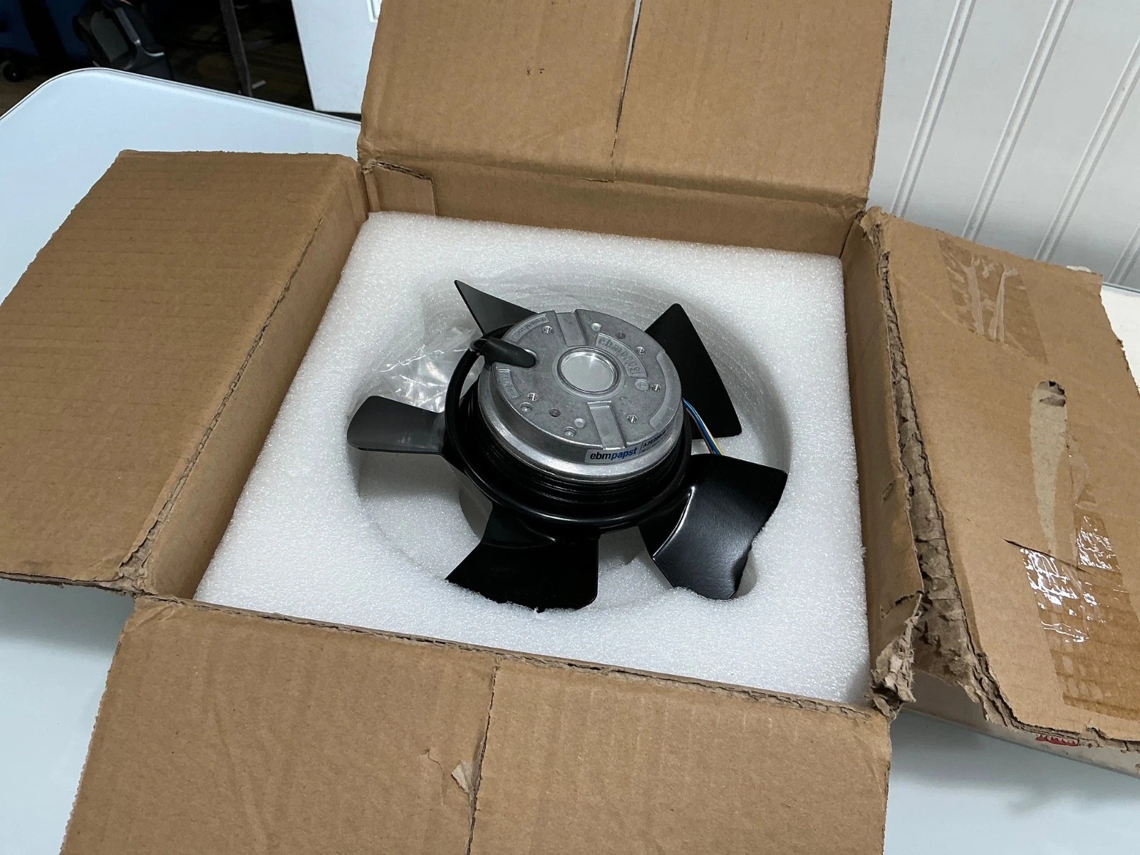 ebmpapst A2E200-AF02-53 195x68mm 230VAC Round External Rotor Axial Fan IP44 New Original 1-year Warranty ebmpapst A2E200-AF02-53 195x68mm 230VAC Round External Rotor Axial Fan IP44 New Original 1-year Warranty
