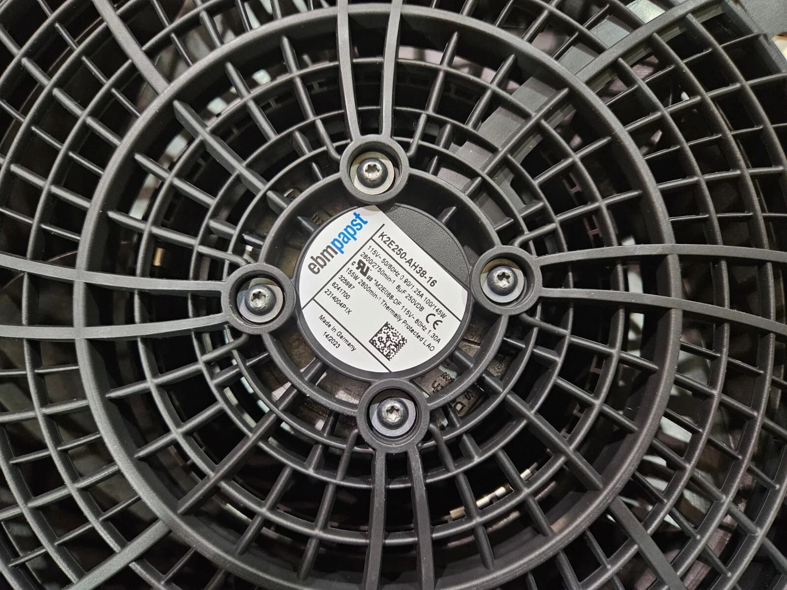 ebmpapst K2E250-AH38-16 250mm 230VAC Large Flow Cabinet Filter Fan Enclosure Ventilation Unit New Original 1-year Warranty ebmpapst K2E250-AH38-16 250mm 230VAC Large Flow Cabinet Filter Fan Enclosure Ventilation Unit New Original 1-year Warranty