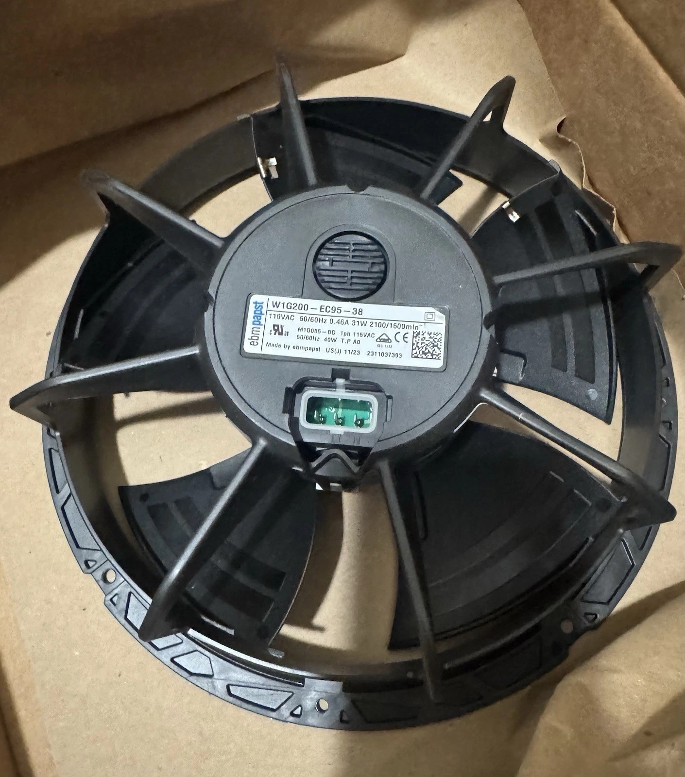 ebmpapst W1G200-EC95-38 200mm EC Brushless Axial Fan Energy Saving Variable Speed Industrial Cooling Fan New Original 1-year Warranty ebmpapst W1G200-EC95-38 200mm EC Brushless Axial Fan Energy Saving Variable Speed Industrial Cooling Fan New Original 1-year Warranty