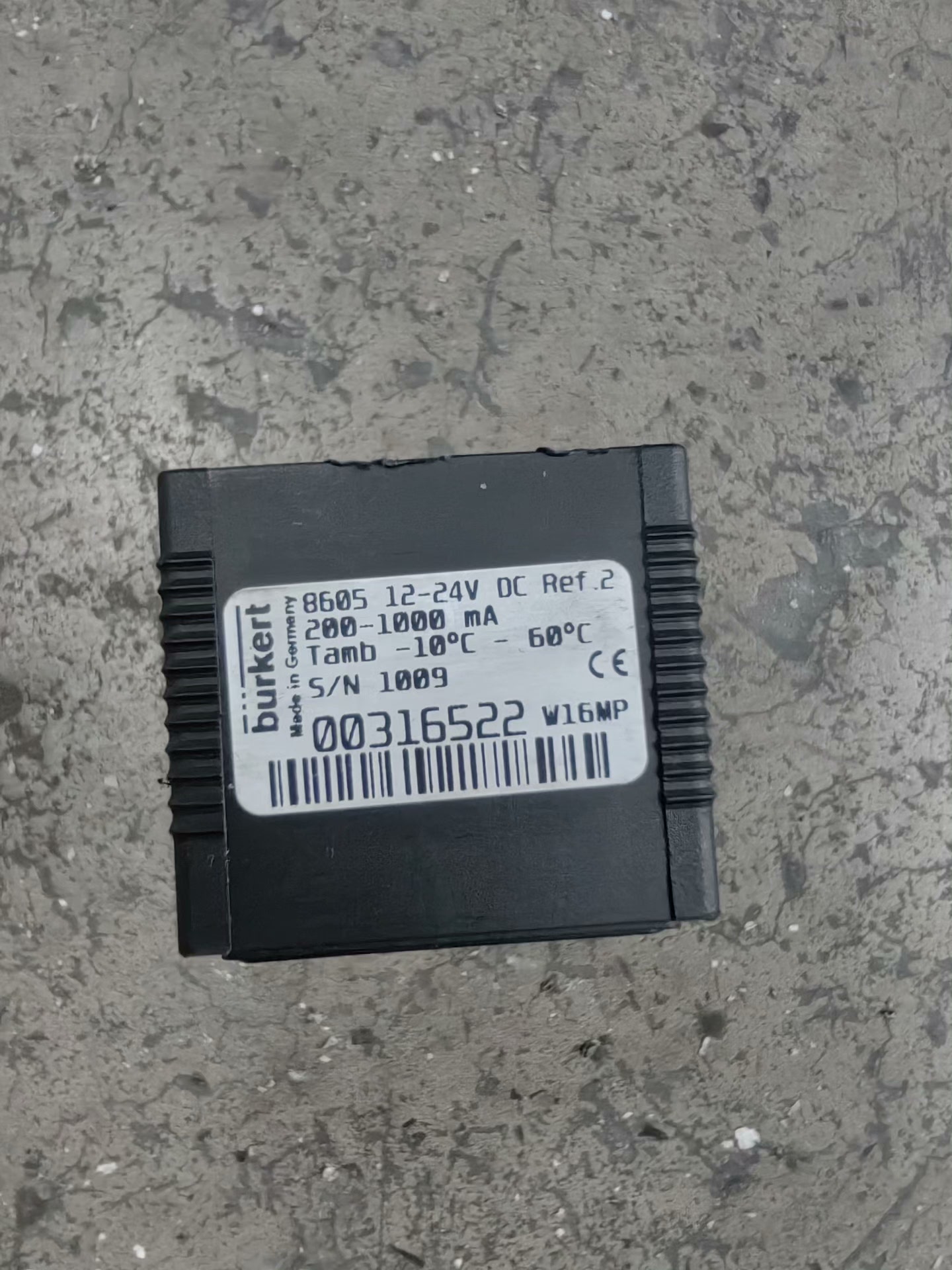 Burkert 00316522 Type 2000 Pneumatic Angle Seat Valve DN25 Stainless Steel 2/2 Way NC Process Valve New Original 1-year Warranty