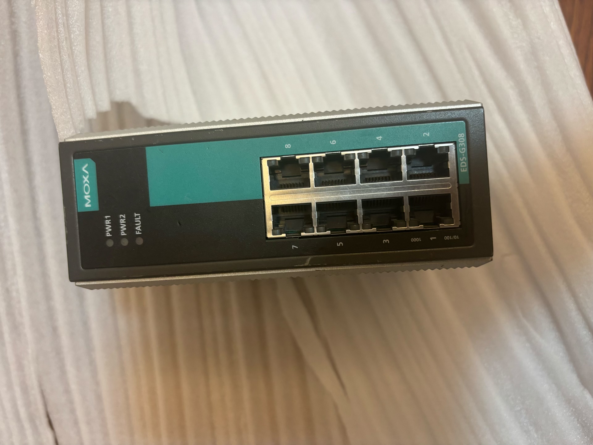 MOXA EDS-G308 8-Port Full Gigabit Unmanaged Industrial Ethernet Switch 8×10/100/1000M RJ45 New Original 1-year Warranty MOXA EDS-G308 8-Port Full Gigabit Unmanaged Industrial Ethernet Switch 8×10/100/1000M RJ45 New Original 1-year Warranty