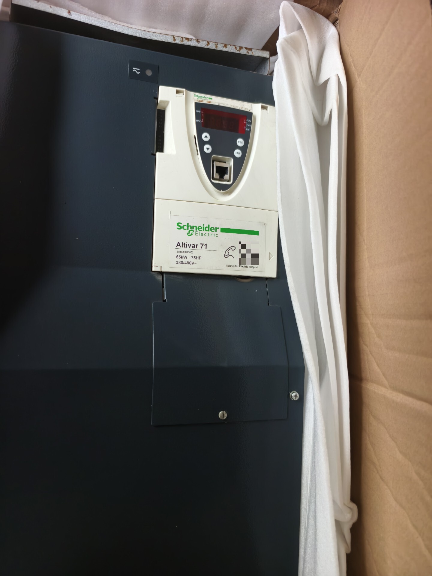 Schneider ATV71HD55N4Z Altivar71 55kW Heavy Torque Vector Inverter 3Ph 380-480V Built-in EMC Filter Industrial VFD New Original 1-year Warranty