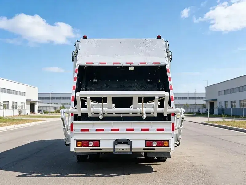 SHACMAN L3000 4x2 Rear Loader Garbage Compactor Truck