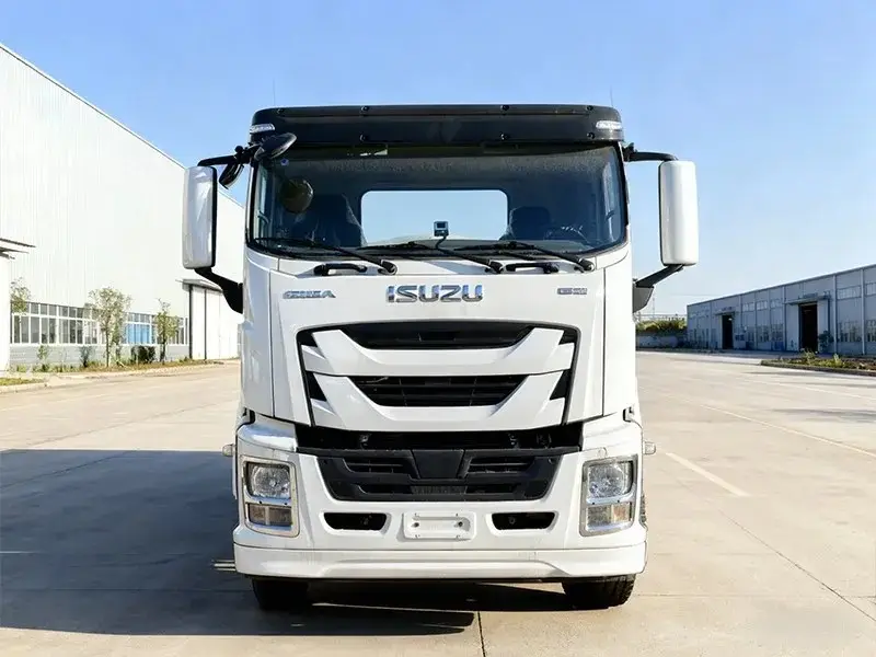 ISUZU GIGA 6x4 20 CBM Water Sprinkler Tank Truck
