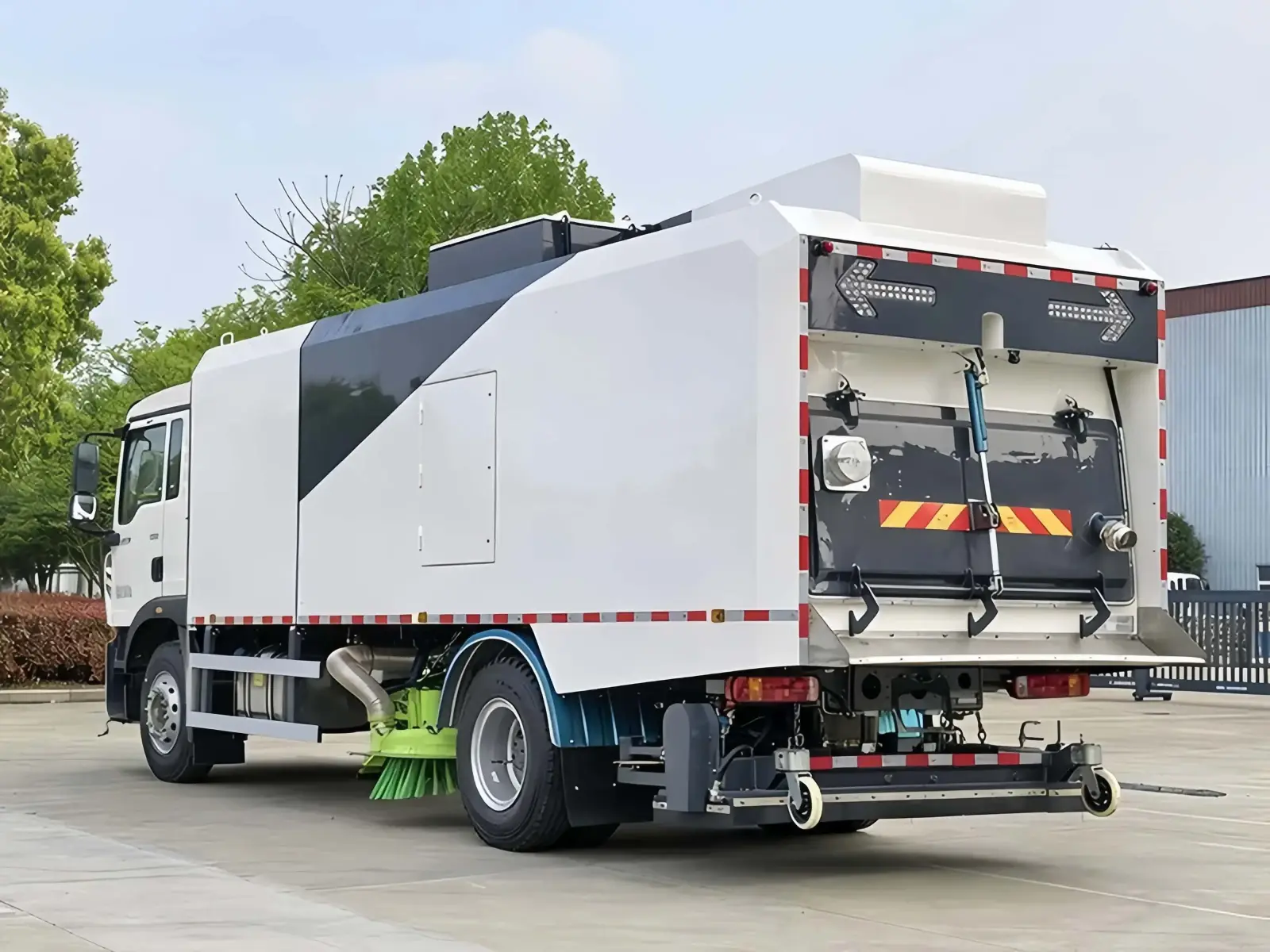 HOWO 4x2 Street Sweeper Truck