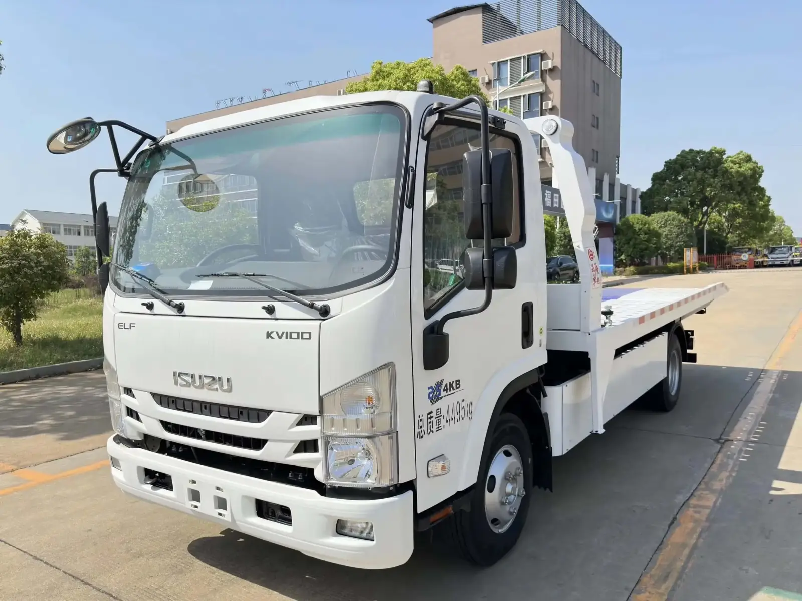 ISUZU KV100 4x2 5-Ton Flatbed Tow Truck
