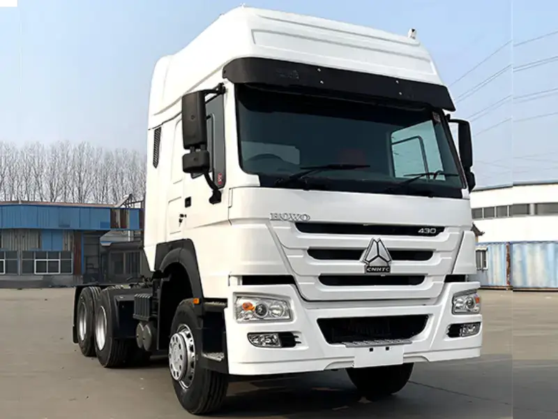 SINOTRUCK HOWO 430 6x4 Tractor Truck