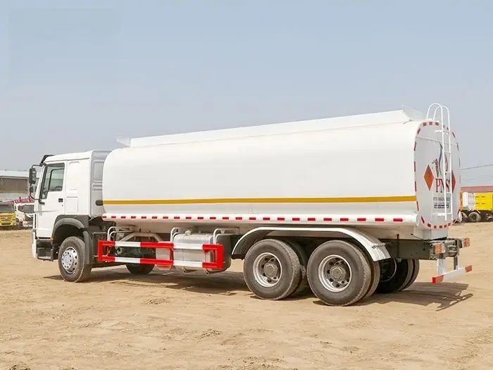 HOWO 375 6x4 Fuel Tank Truck