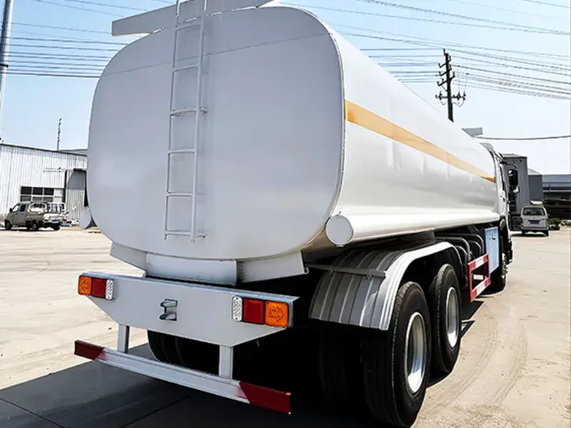 HOWO 371 6x4 Fuel Tank Truck