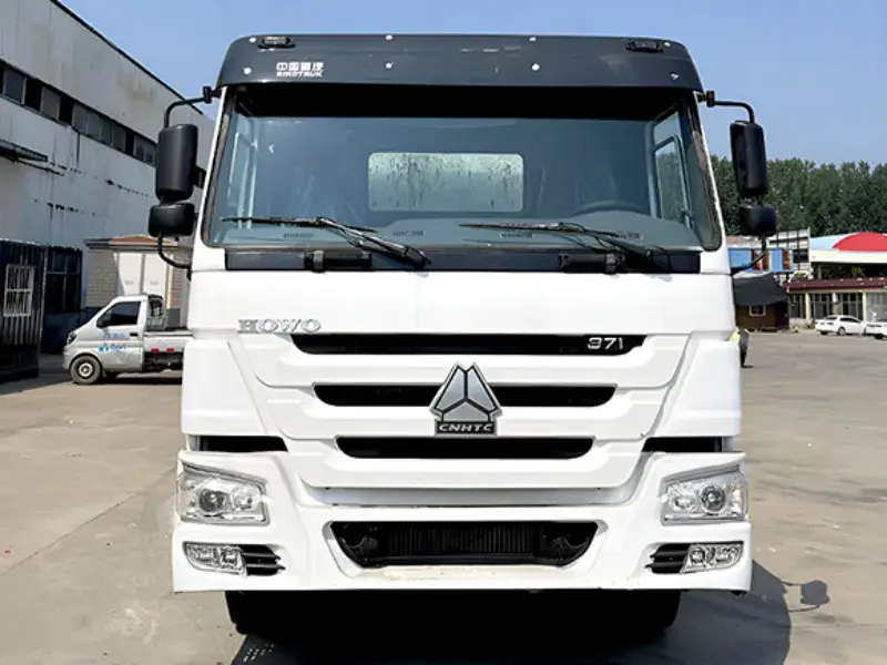 HOWO 371 6x4 Fuel Tank Truck