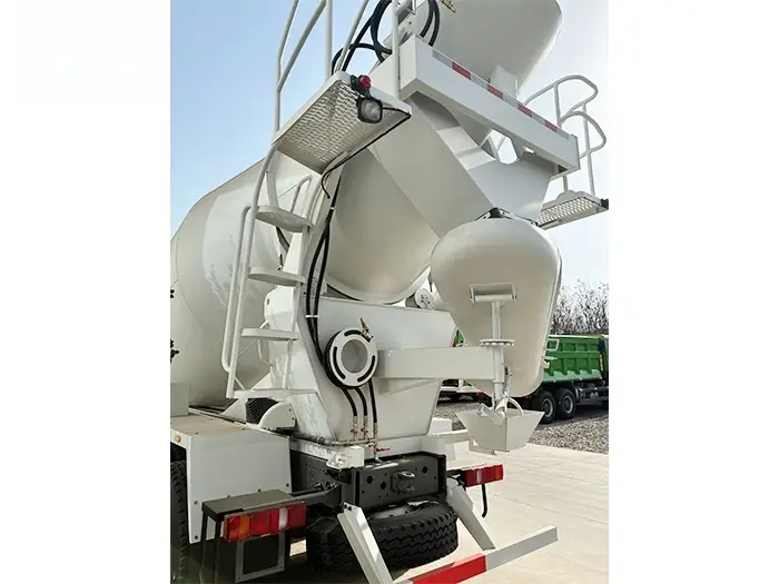 HOWO NX 371 14cbm Concrete Mixer Truck