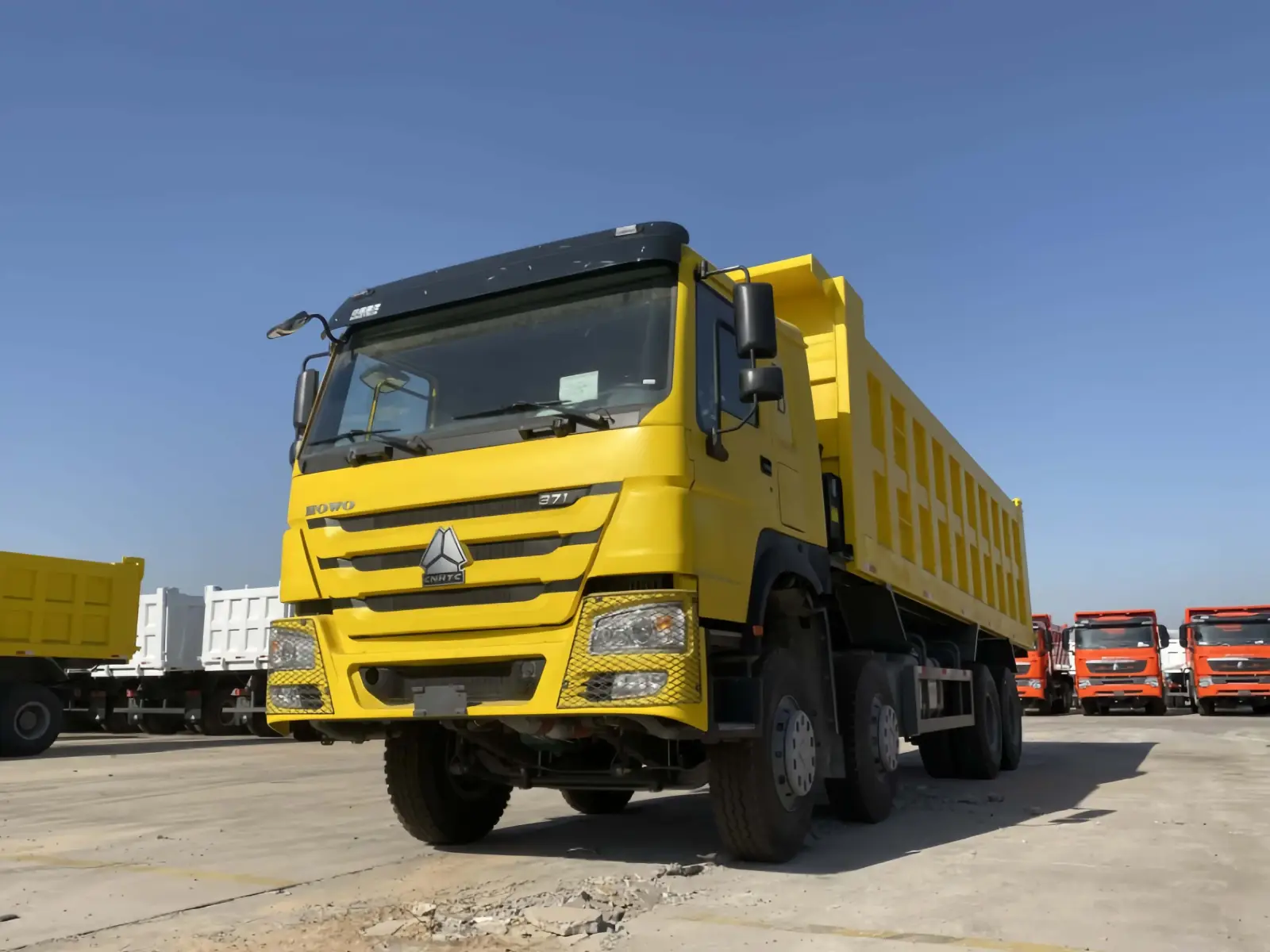 HOWO 371 8x4 Dump Truck