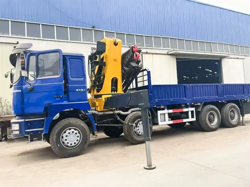 SHACMAN F3000 Truck Mounted Crane