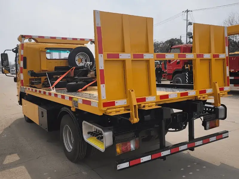 ISUZU 4x2 5 Ton Flatbed Recovery Tow Truck