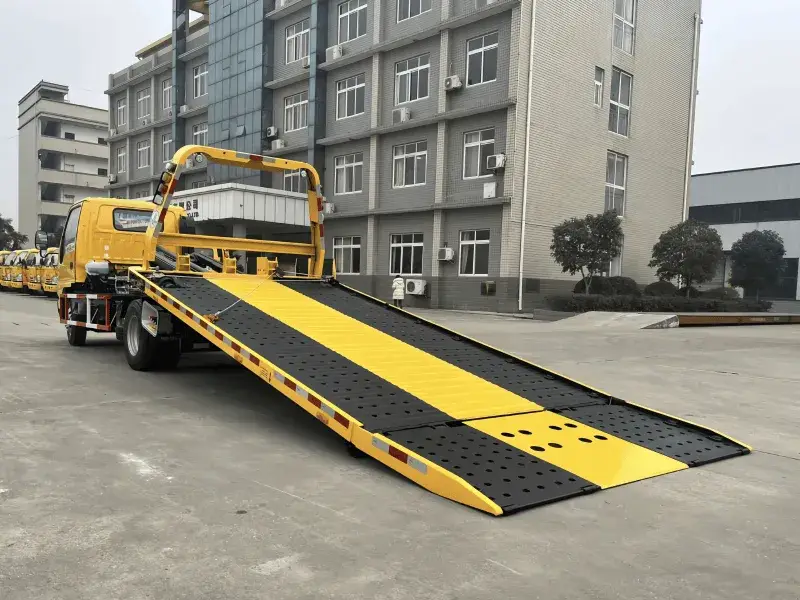 Used ISUZU 4x2 Flatbed Tow Truck