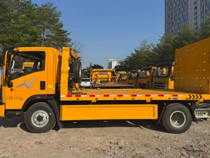 HOWO 4x2 Flatbed Tow Truck