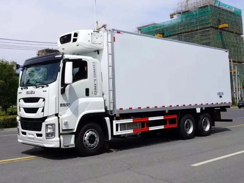 ISUZU GIGA 6x4 15-Ton Refrigerated Truck
