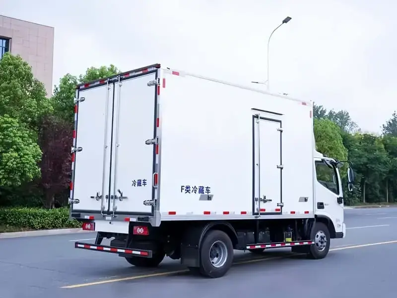 FOTON 4x2 Refrigerated Truck