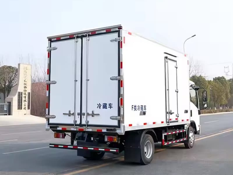 ISUZU Refrigerated Truck ISUZU Refrigerated Truck