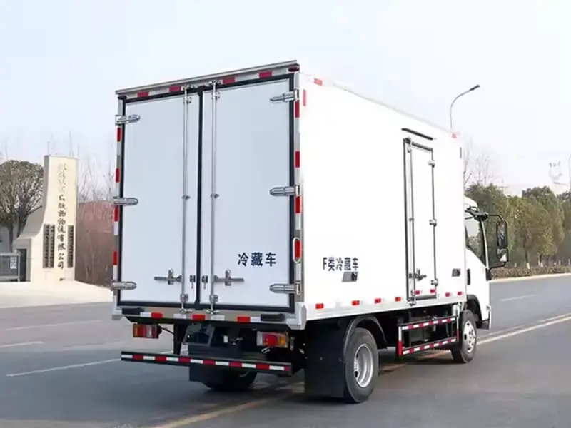 ISUZU 4x2 8-Ton Refrigerated Truck