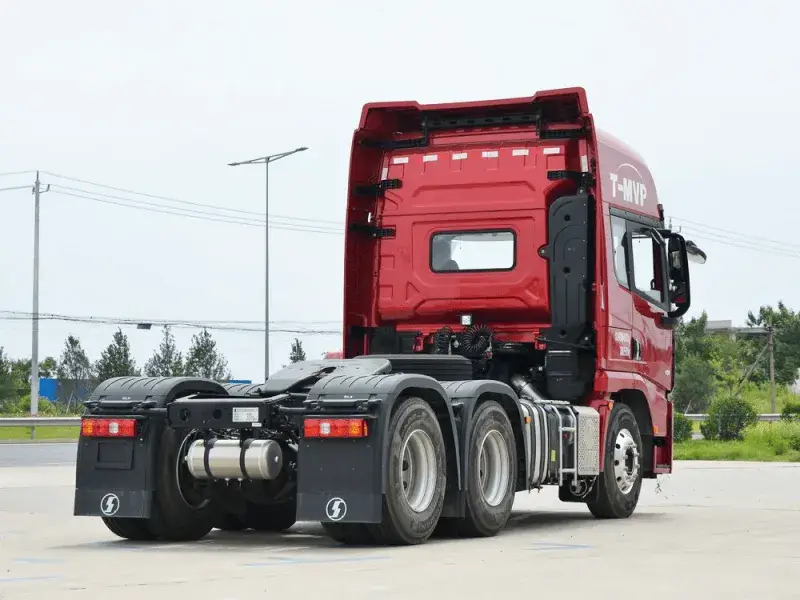 SHACMAN X5000 6x4 Tractor Truck