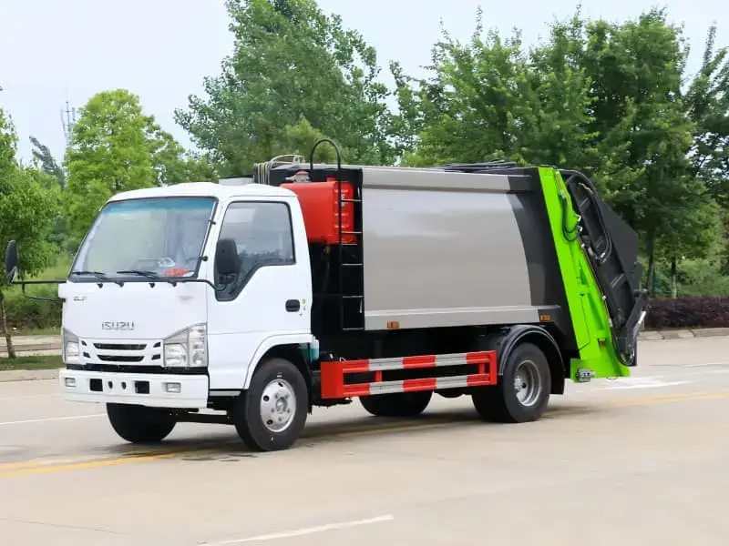 ISUZU Garbage Compactor Truck 6CBM