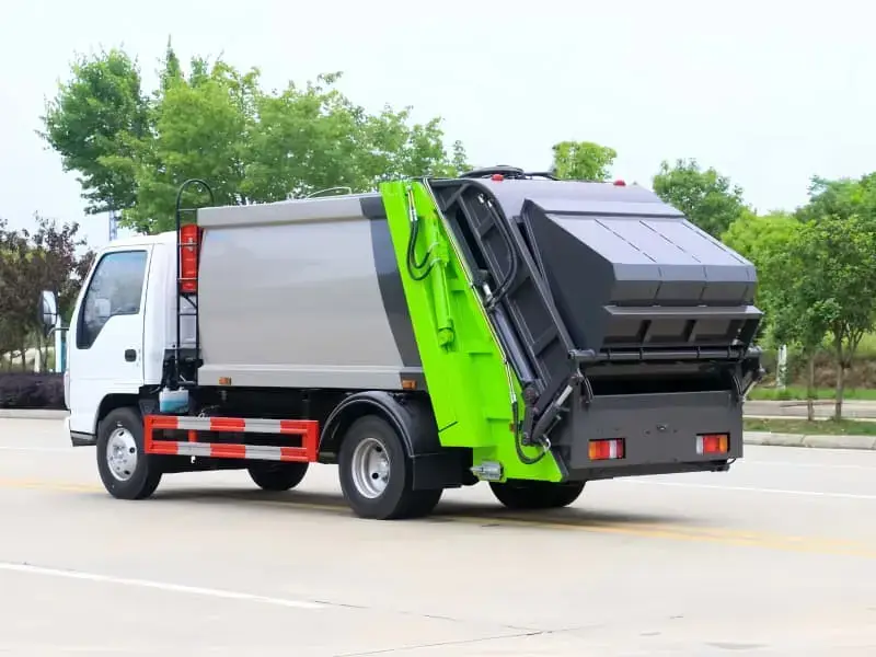 ISUZU Garbage Compactor Truck 6CBM