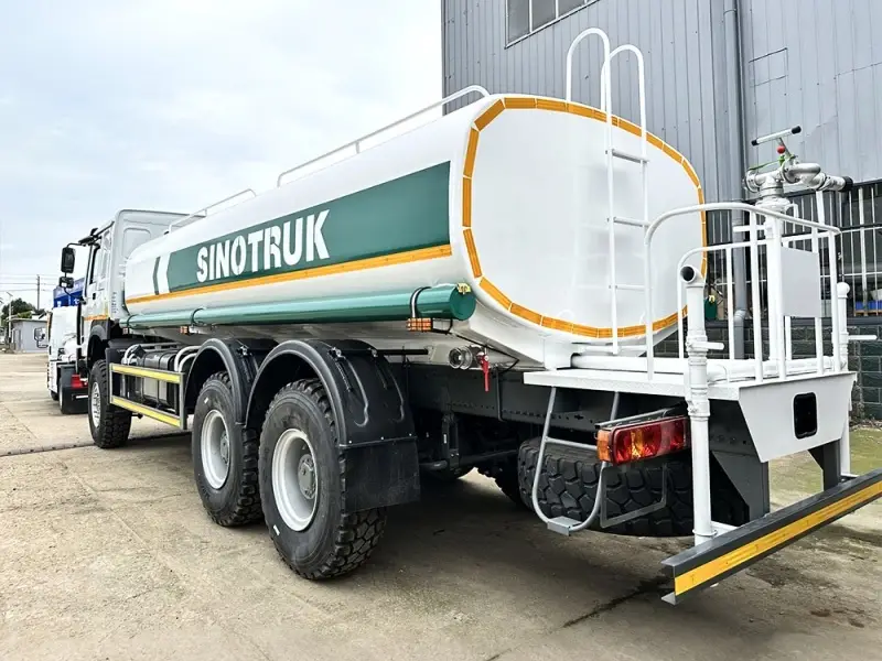 HOWO 6x4 380HP Water Tanker Truck