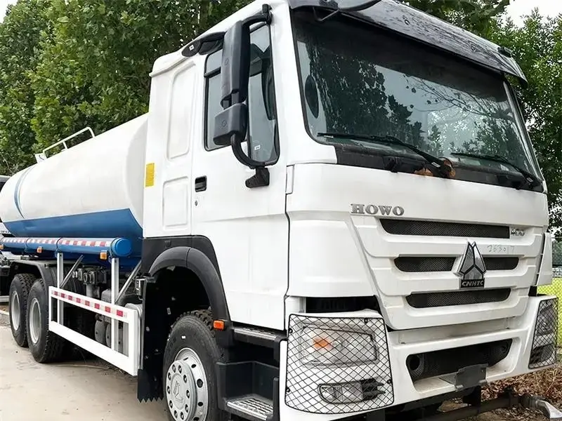 HOWO 6x4 400HP Water Tank Truck