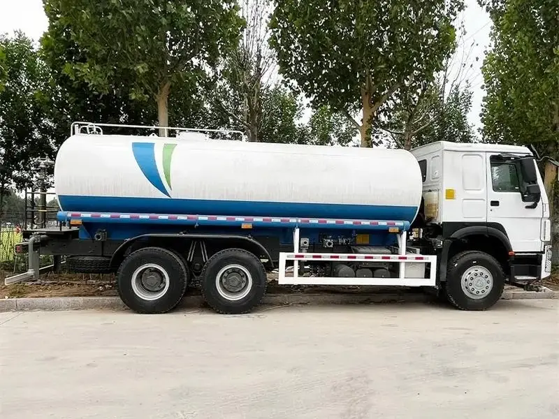 HOWO 6x4 400HP Water Tank Truck