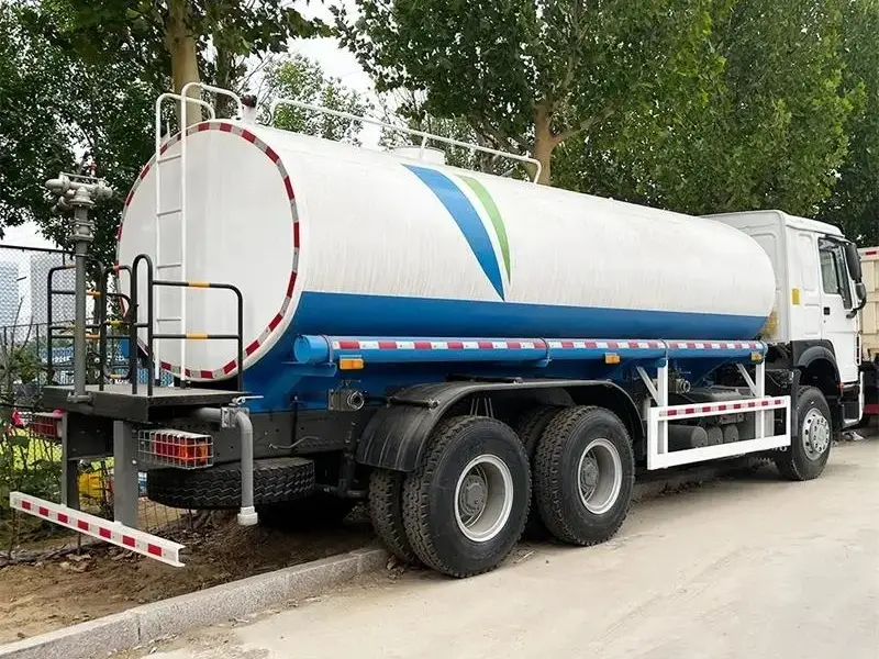 HOWO 6x4 400HP Water Tank Truck
