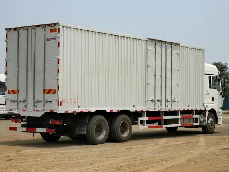 SHACMAN M3000 6x4 Box Truck