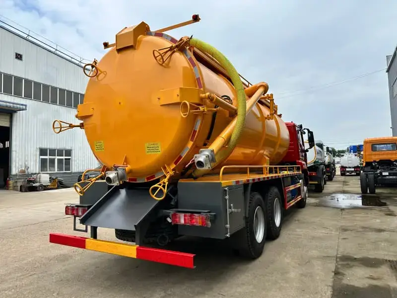 HOWO NX371 Vacuum Sewage Truck