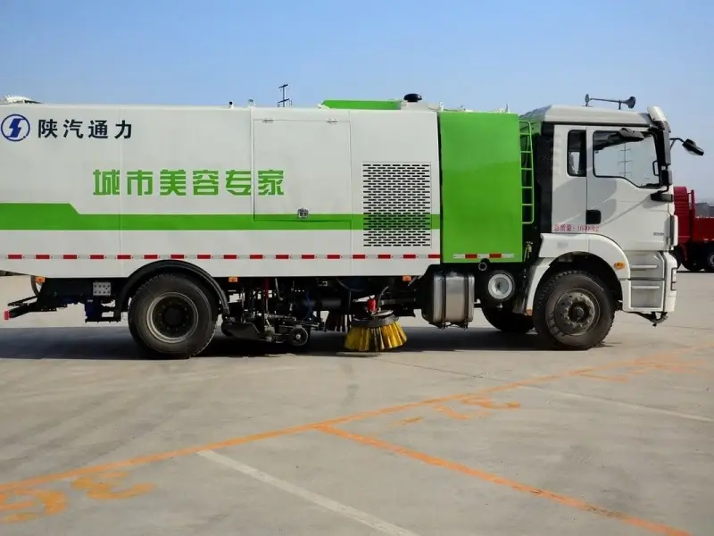 SHACMAN M3000 Sweeper-Scrubber Truck