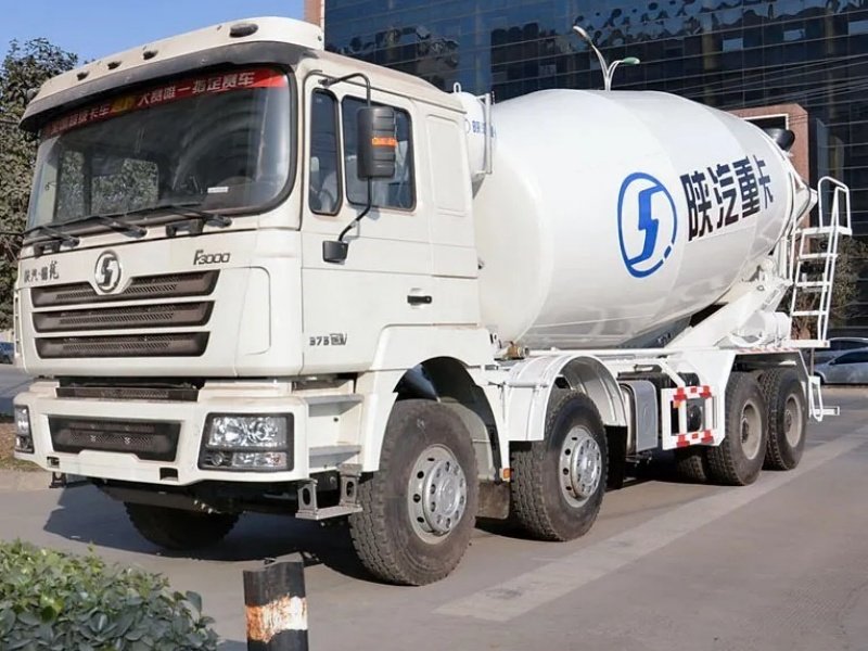 SHACMAN F3000 8×4 Concrete Mixer Truck
