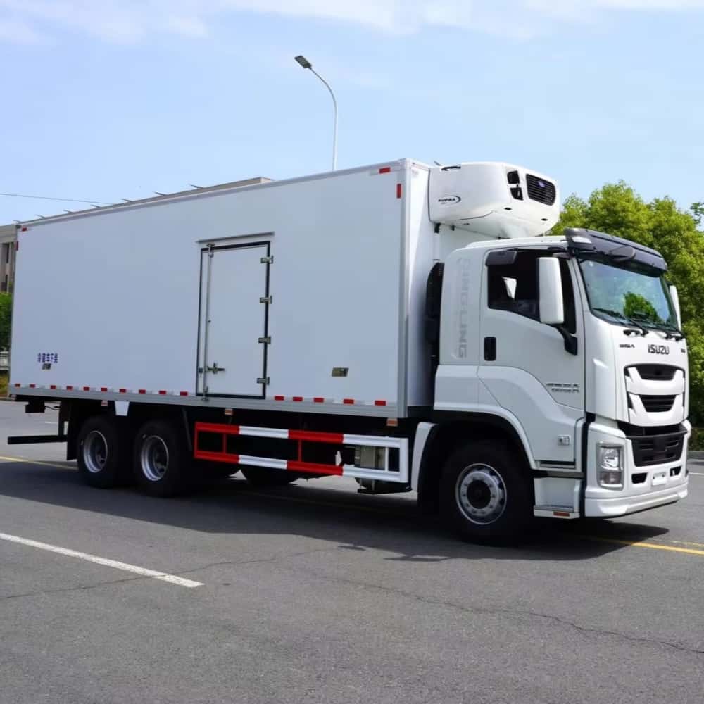 Logistics & Cold Chain Truck