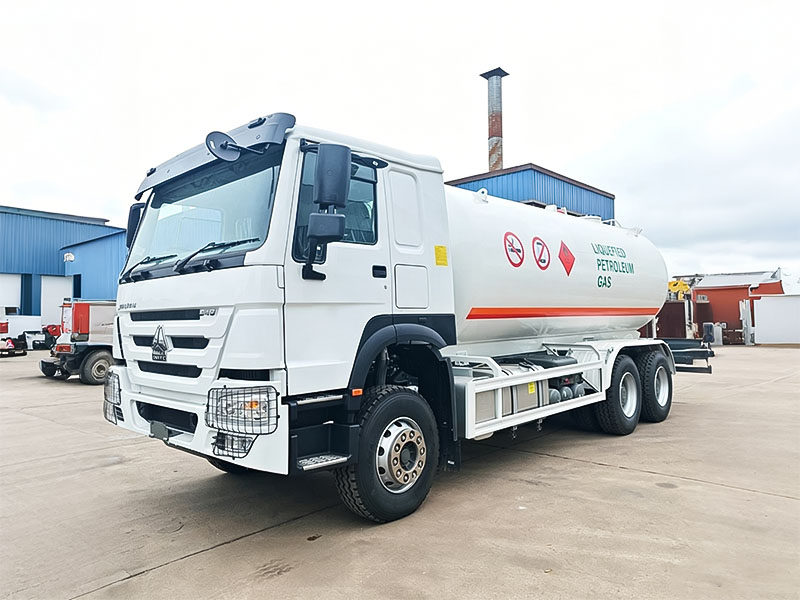 HOWO 6x4  Propane Tanker Truck