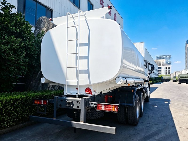 HOWO TX 336 6x4 Fuel Tank Truck