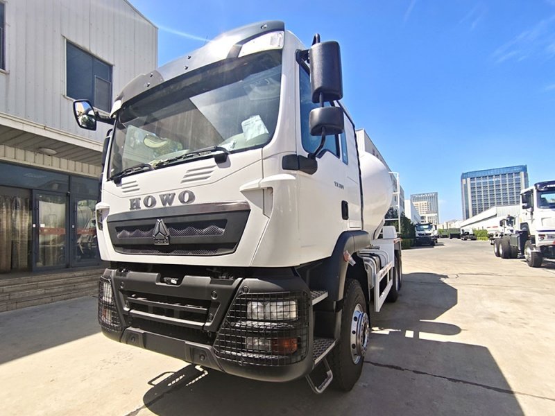 HOWO TX 6x4 371HP Concrete Mixer Truck