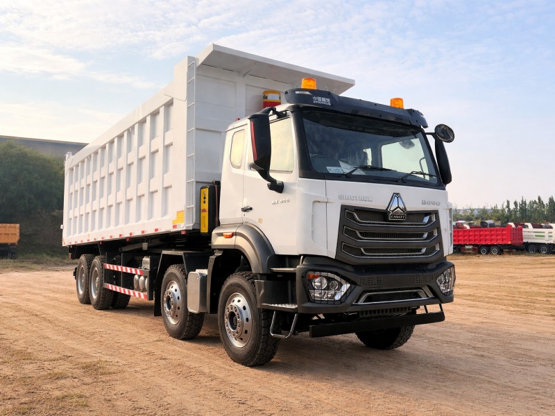 HOWO NX 8x4 dump truck
