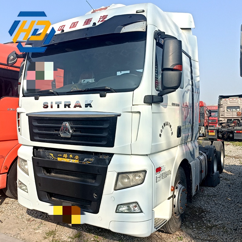 Sinotruk C7H Heavy Truck 540HP 6x4 Automatic Tractor