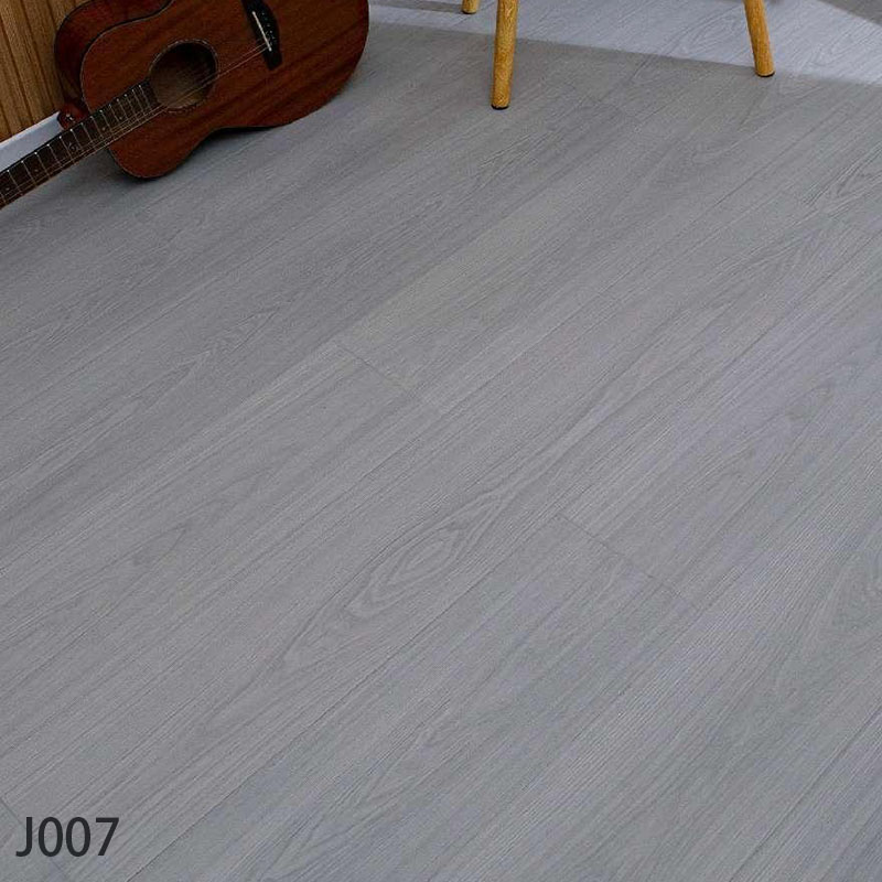 J007