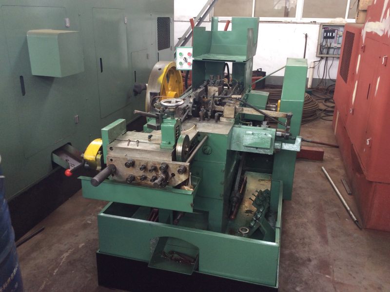 Russia - Head forming machine