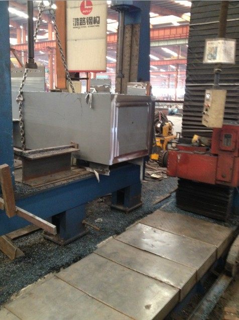 Domestic - Face milling machine