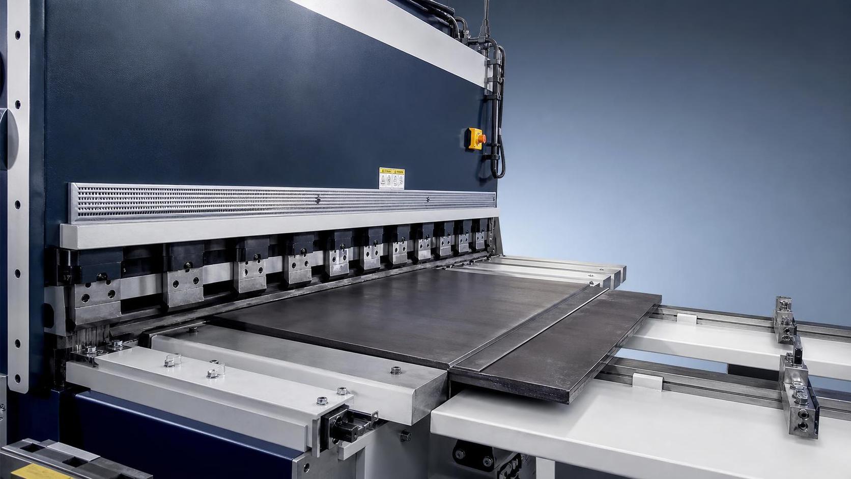 What Cutting Specs Matter for a 6mm to 20mm Guillotine Shear