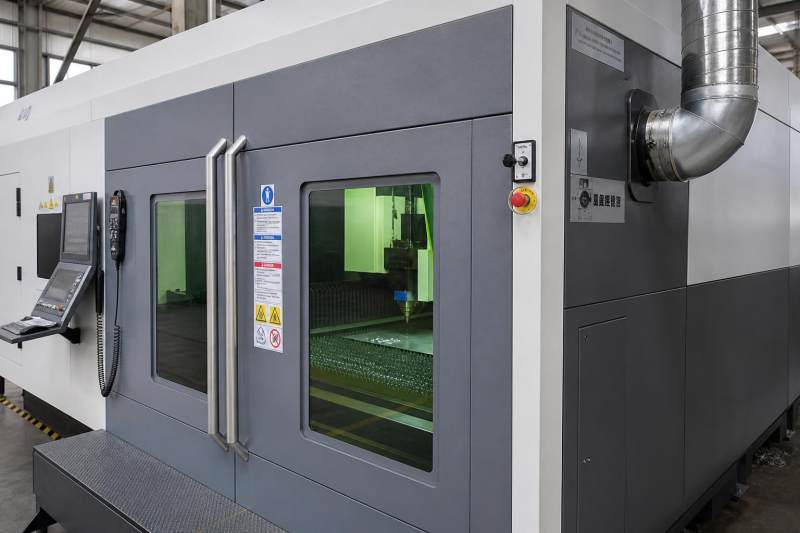 What Safety Features Should a Factory Laser Cutting Machine Have?