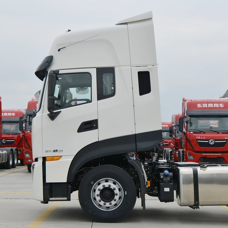 Hot Sale Dongfeng Tianlong KL heavy truck 430 HP 4X2 tractor