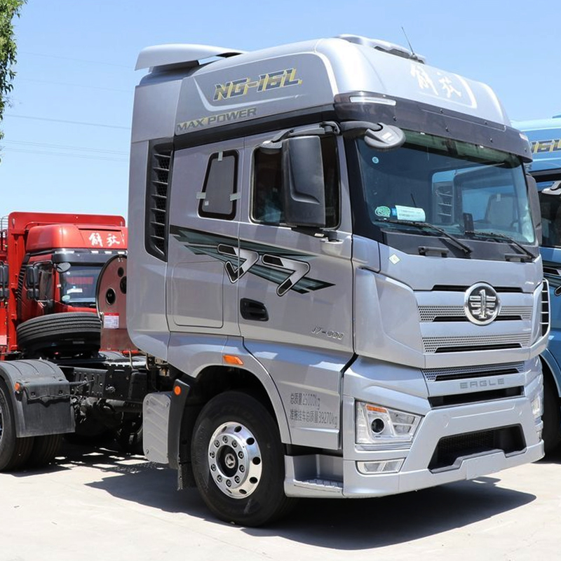 Used Faw J7 heavy truck 600 hp 6X4 LNG automatic gear tractor
