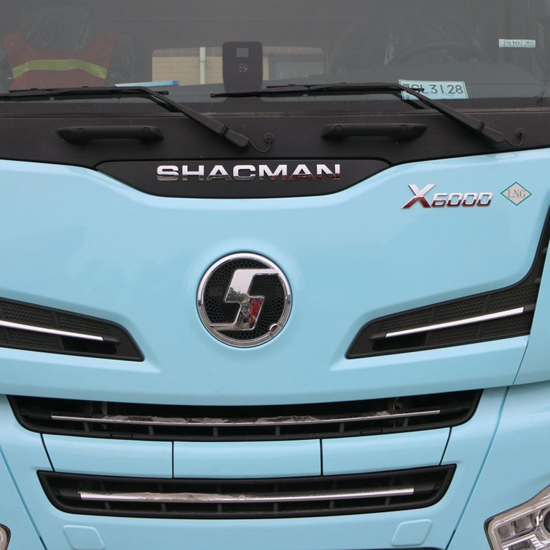 Shacman Used X6000 Tractor 560hp 6x4 Trailer Head Truck